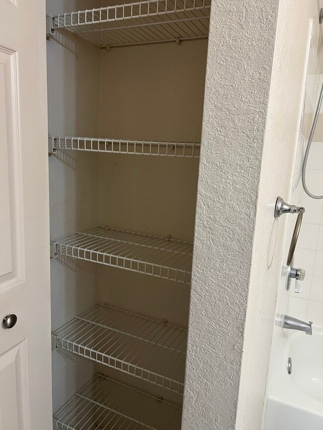 Photo - 5934 Brickleberry Ln Unit Ryals 103