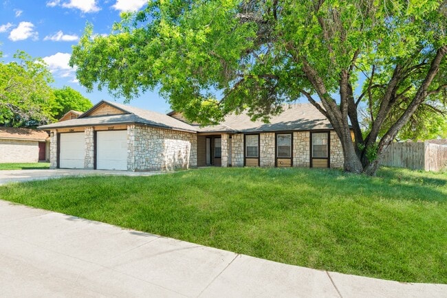 Photo - 5202 Gawain Dr