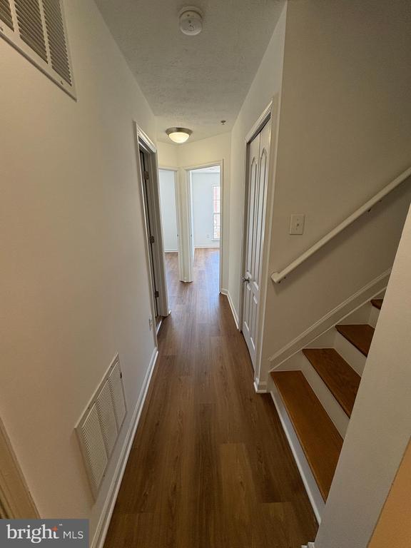 Photo - 4008 Enders Ln