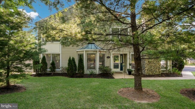 Photo - 48 Walton Ct