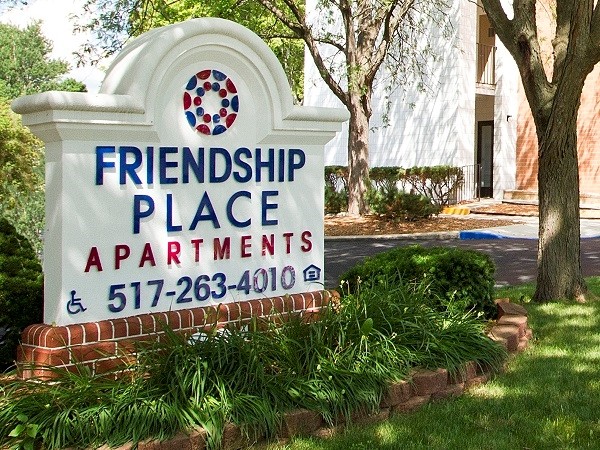 Edificio - Friendship Place Apartments