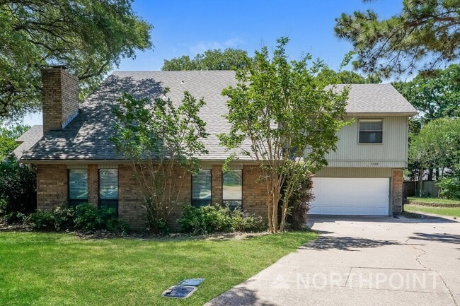 Building Photo - 4 BR/3.5BA | Newly Renovated Single Family Home | 1-Car Covered Parking |Backyard Deck