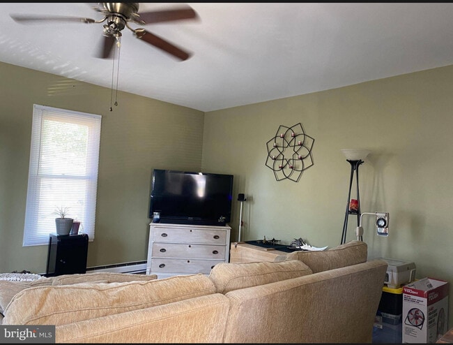 Photo - 211 Greenridge Rd Unidad B