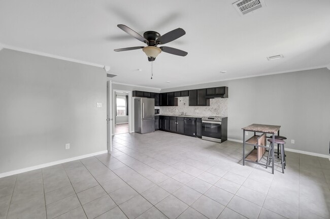 Photo - 16618 E Hammon