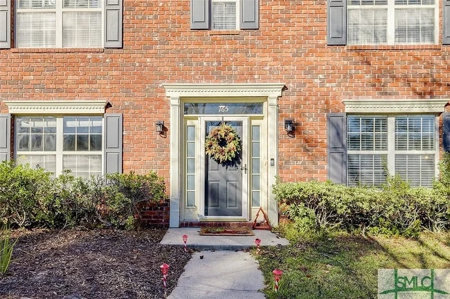 Photo - 165 Village Lake Dr