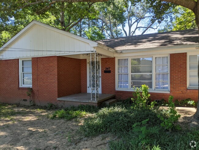 Building Photo - 1427 S Kennedy Ave Rental