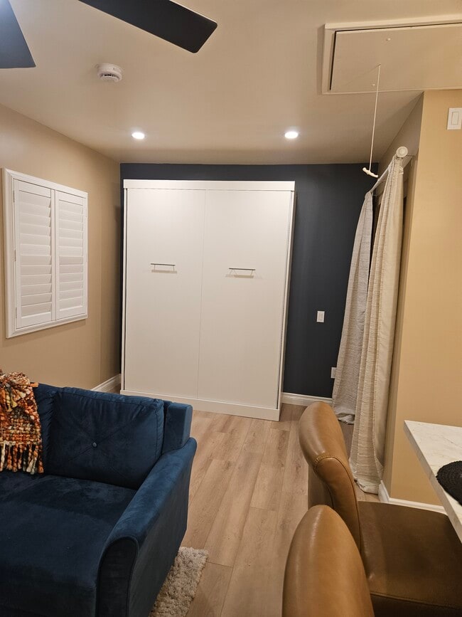 Photo - 455 N Encinitas Ave