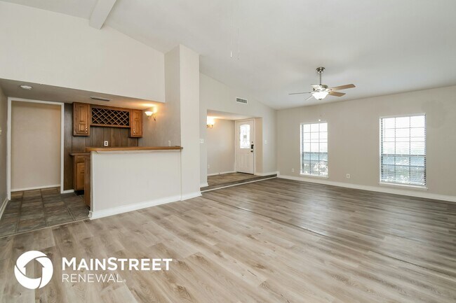 Photo - 7204 Baird Dr