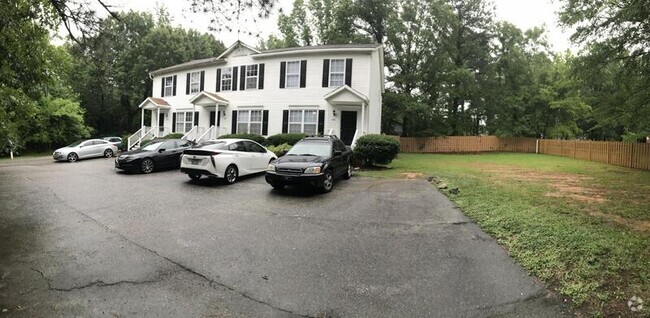 Building Photo - 509 Avent Ferry Rd Rental