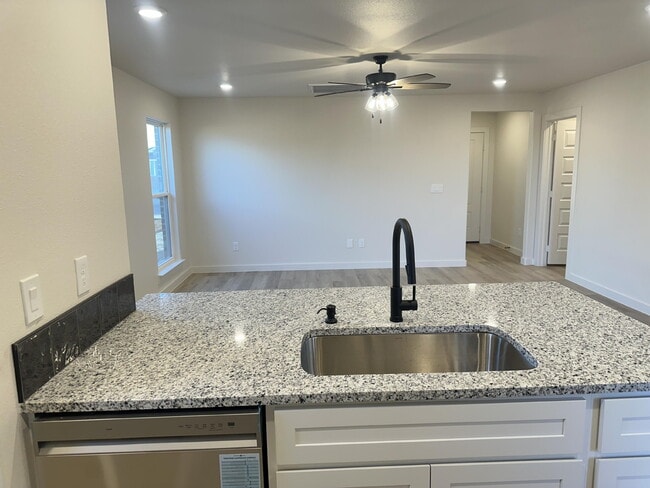 Photo - 510 E 23rd St