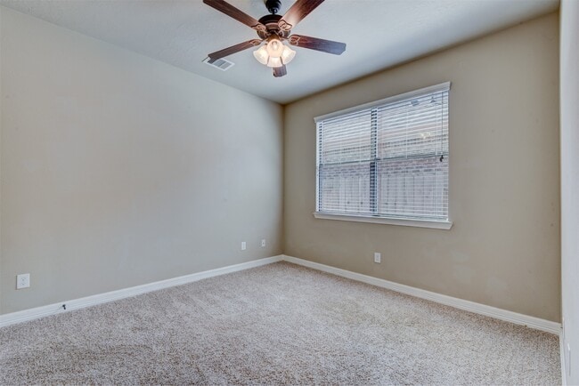 Building Photo - 25151 Alina Ln