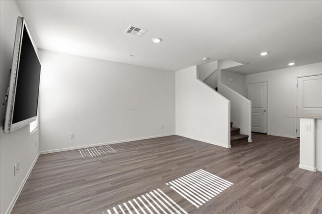Photo - Contemporary 2025  3BD Home Featuring Open-Concept Living & Large Loft