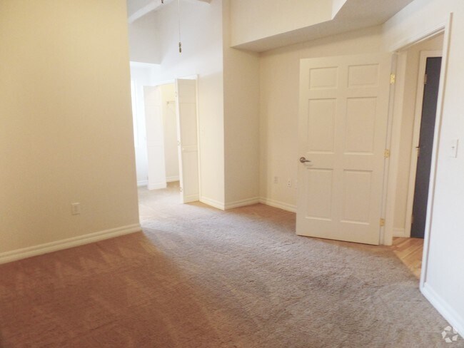 Building Photo - Gallery 3450 Rental