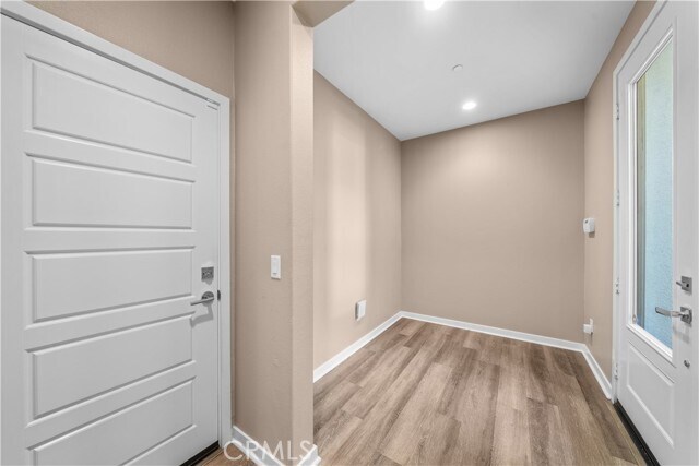 Photo - 121 Wild Rose