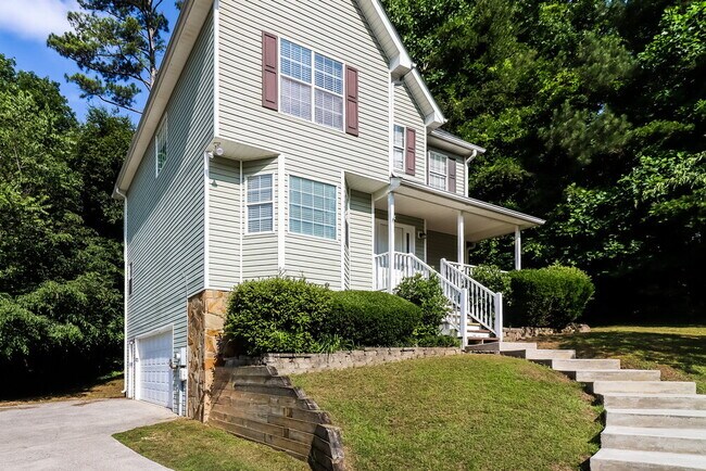 Photo - 1042 Whispering Woods Dr