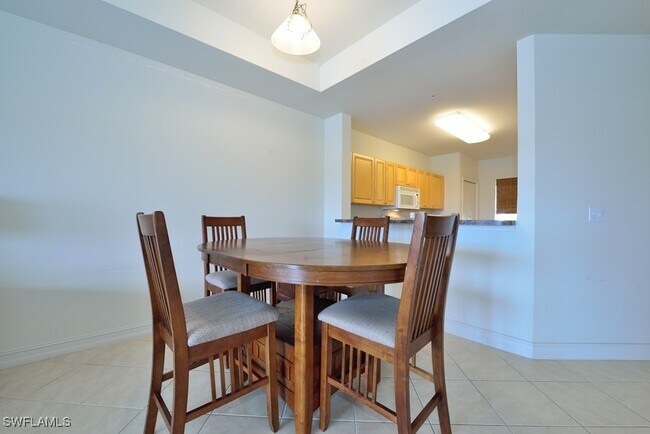 Photo - 7812 Regal Heron Cir Unidad 305