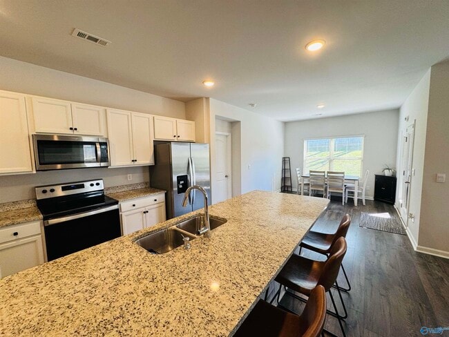 Photo - 113 Branton Ct