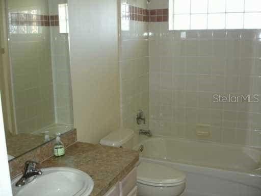 Photo - 988 Cornell Ave