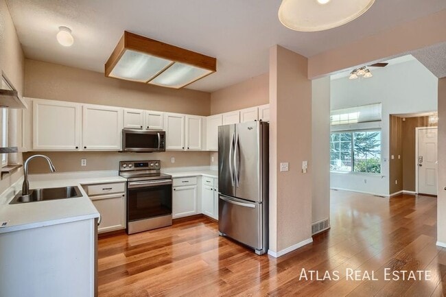 Photo - 4827 Ardley Dr