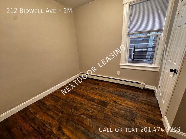 Photo - 212 Bidwell Ave Unidad 2M
