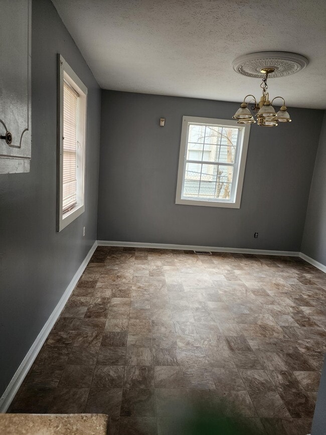 Photo - 1347 Jackson St