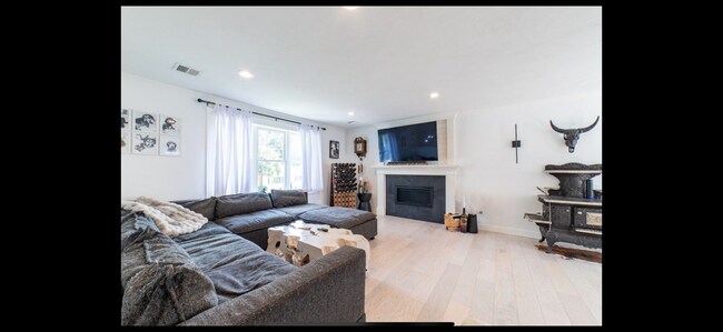 29 Phyllis Rd