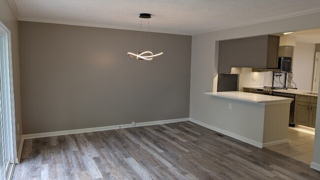 Photo - 146 Villa Dr