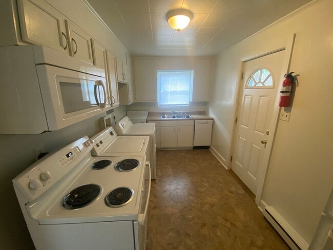 Photo - Adorable Lakewood Duplex with W/D and Carport Unit 2103