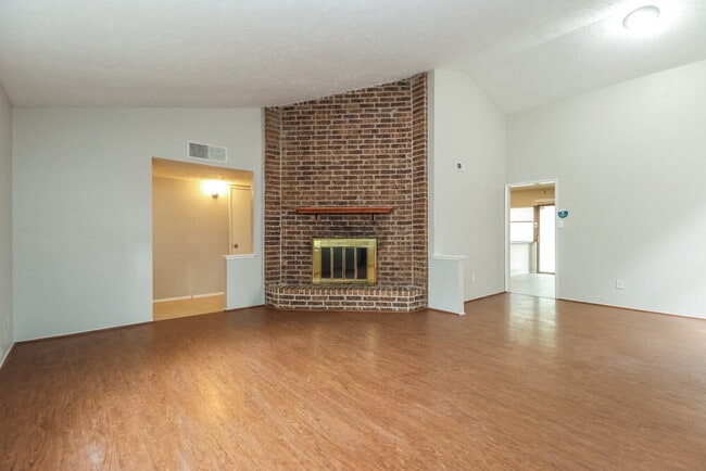 Photo - 22730 Hawkwood Dr