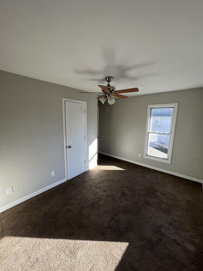 Photo - 249 Shepper Ave