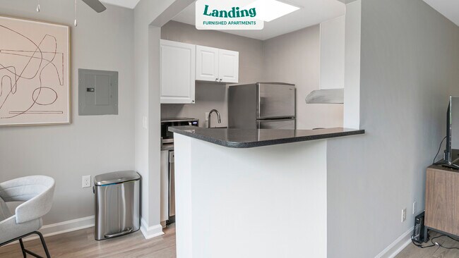 Photo - 1200 S Courthouse Rd Unit 406.711428