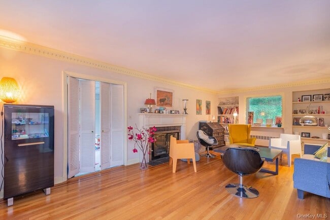 Photo - 20 Dorchester Dr