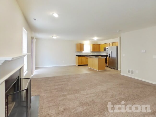 Photo - 594 Sun Ridge Blvd