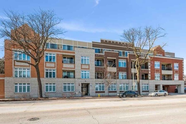 Photo - 1202 Waukegan Rd Condo Unit 308