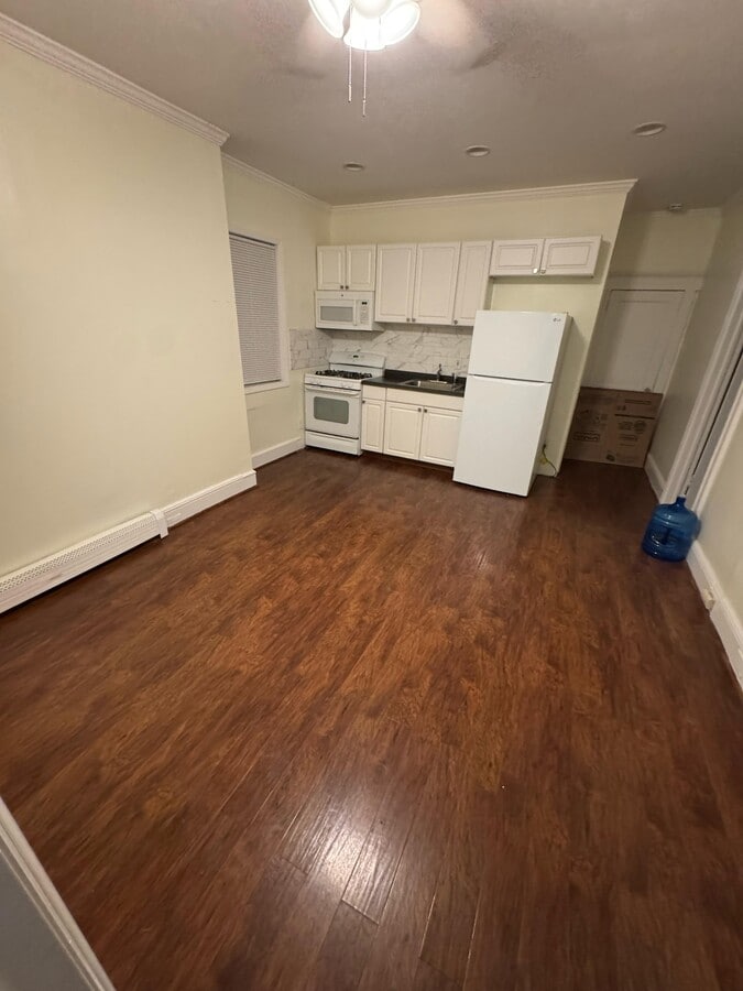 Photo - 79 Struyk Ave