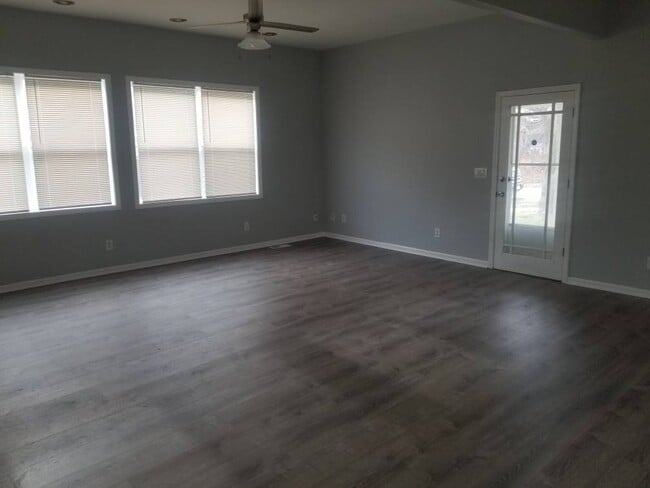 Photo - 356 Hennepin St