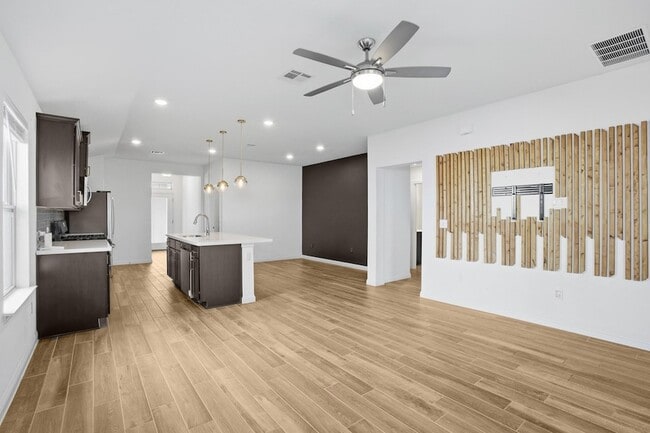 Photo - 8215 McKamy Dr