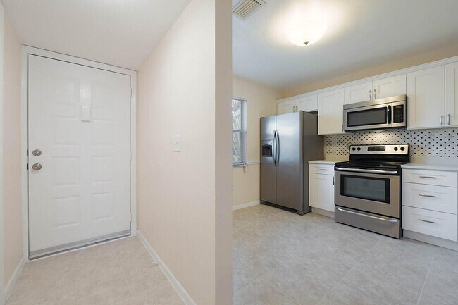 Photo - 6384 Boca Cir
