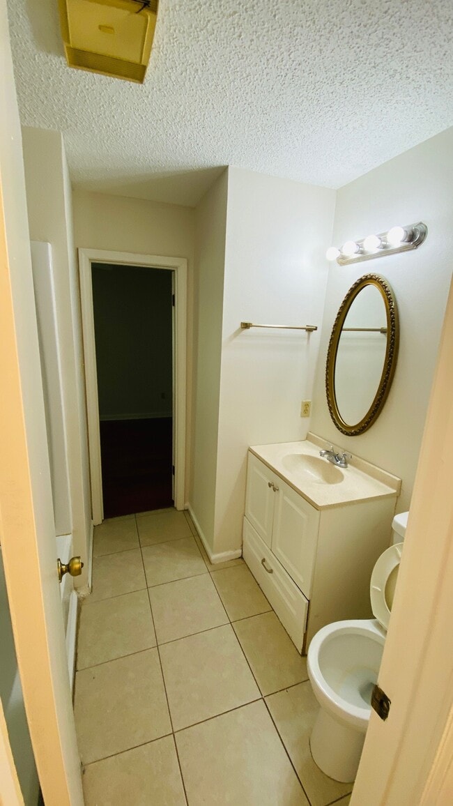 Photo - 14722 Hooper Rd