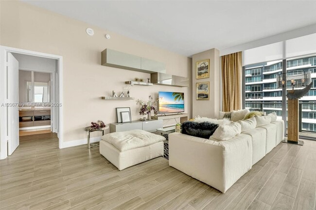 Photo - 1300 S Miami Ave Unit PH5110