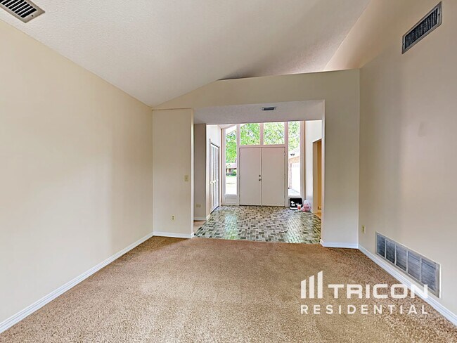 Photo - 2036 Pompano Pkwy