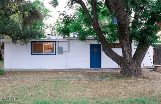 Photo - 2102 W Minnezona Ave