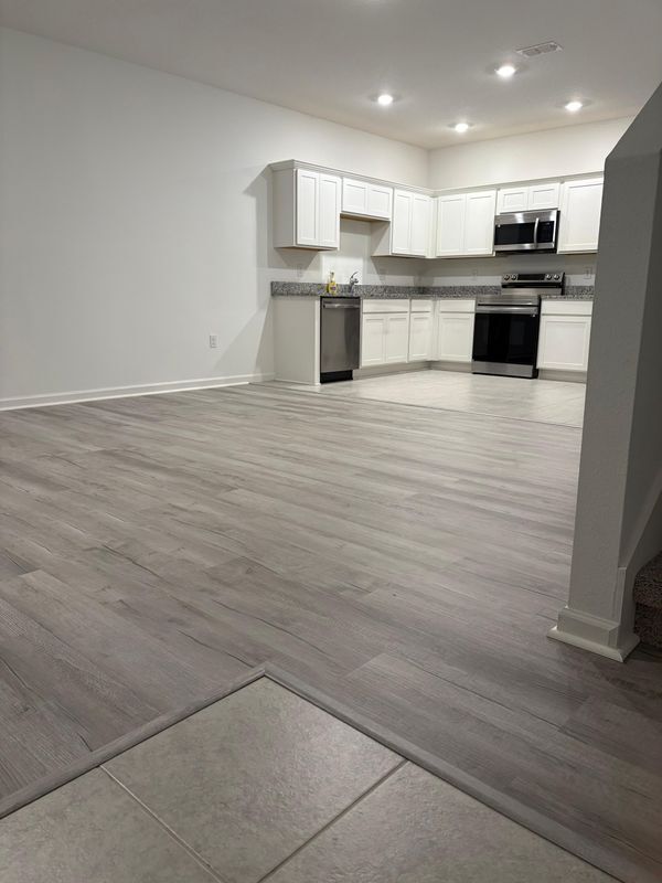 Photo - 358 Cadberry Pl