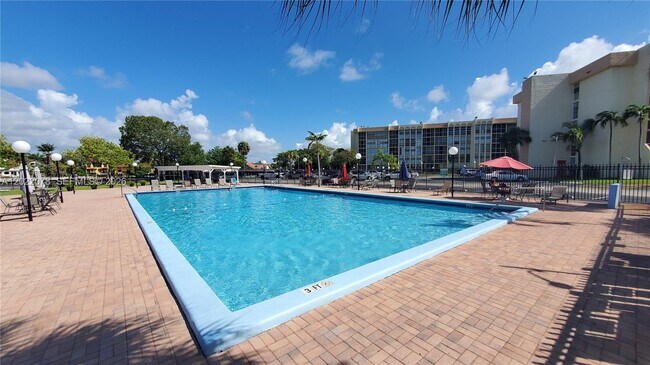 Photo - 801 Three Islands Boulevard Unit 109