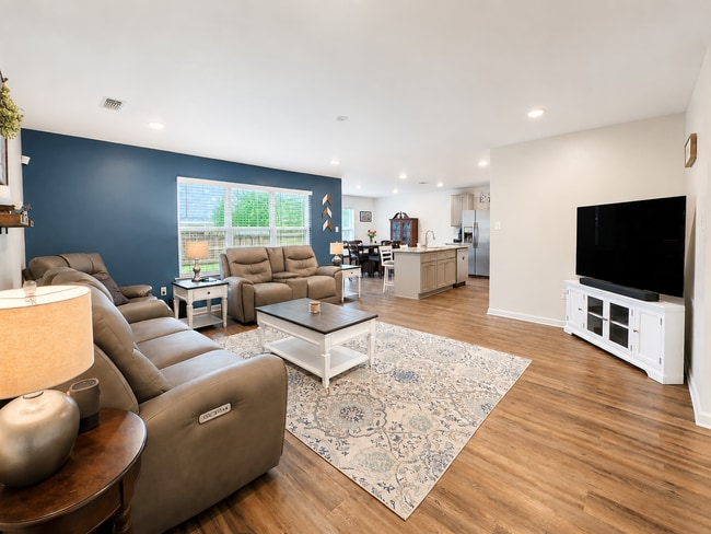 Photo - 9023 Bellewood Pl