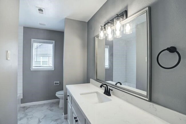 Photo - 217 Loon River Dr