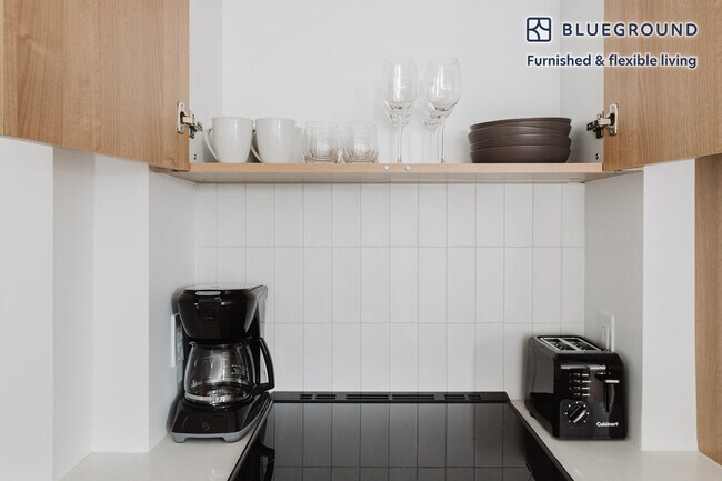 Photo - 151 S Elliott Pl Unidad FL7-ID2176