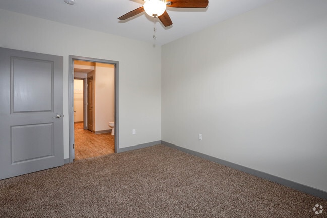 The Patton - 1 Bed/ 1 Bath - 695 sq.ft