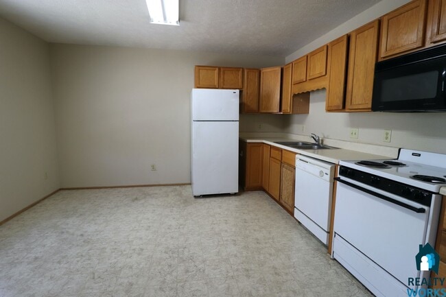 Photo - 2608 Q St Unit 2