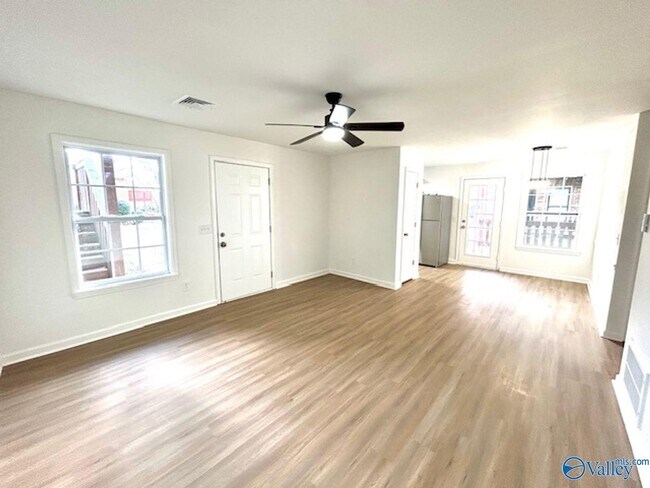 Photo - 4422 Bonnell Dr Unit A